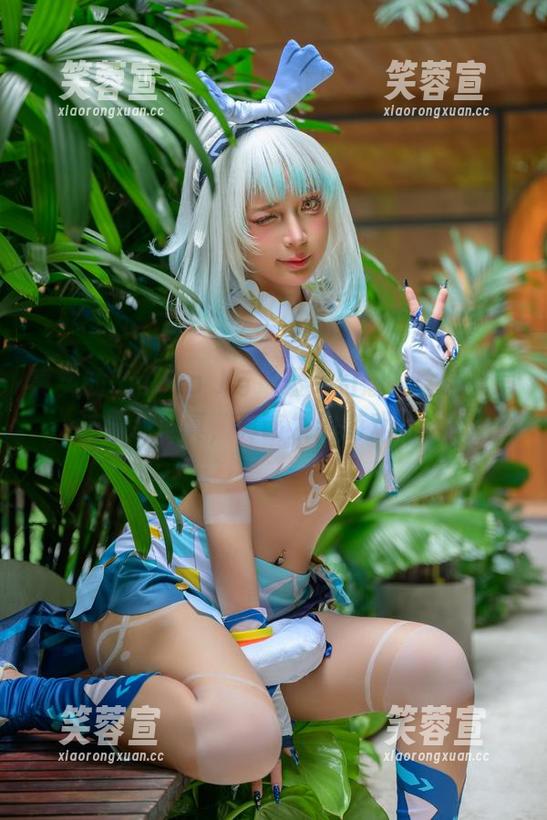 Umeko J 真实的Umeko J与“最终幻想”:这套蒂法泳装写真,真该发到游戏论坛…